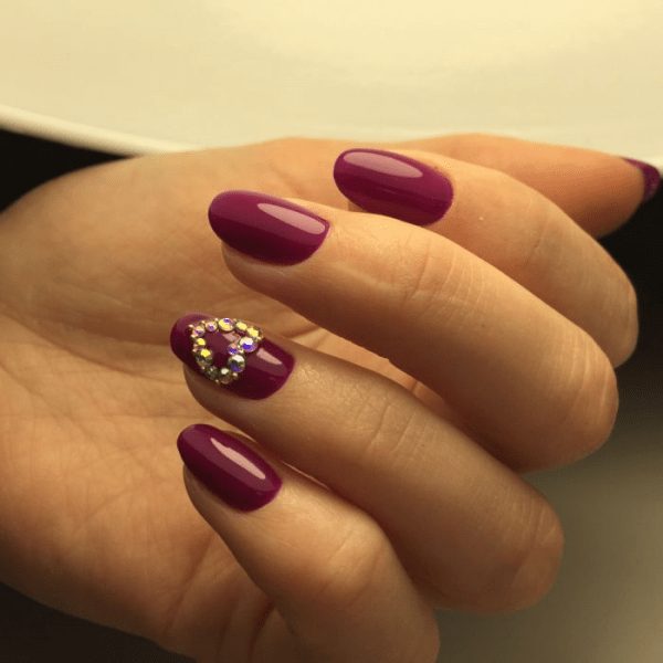 Романтическое настроение: милый дизайн ногтей с сердечками