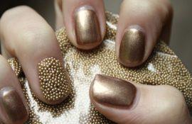 Broth manicure: 8 fashionable ideas
