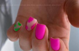 Fuchsia Manicure: 100 Bright Pink Manicure Ideas 2022