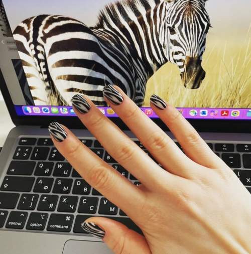 Отпечатки зебры на ногтях: 100 изображений, красивые новинки