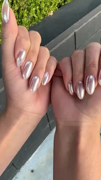 7 модных цветов лака для ногтей, которые никогда не выйдут из моды