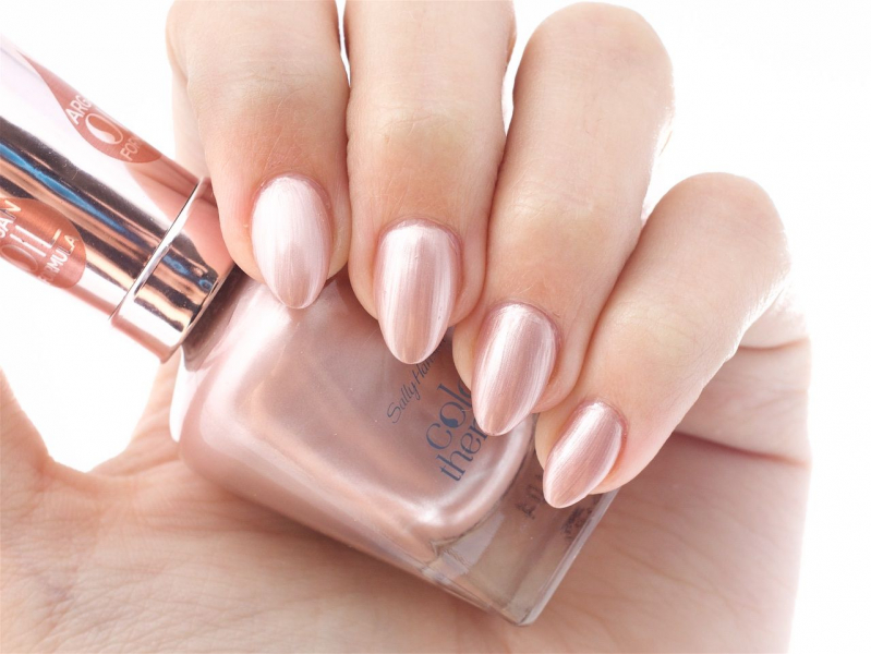 Что такое веганский лак для ногтей? Чем он отличается от обычного лака для ногтей