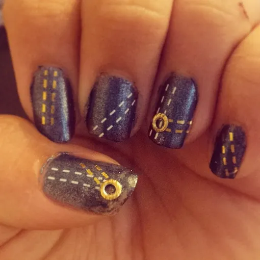 Джинсовый нейл-арт