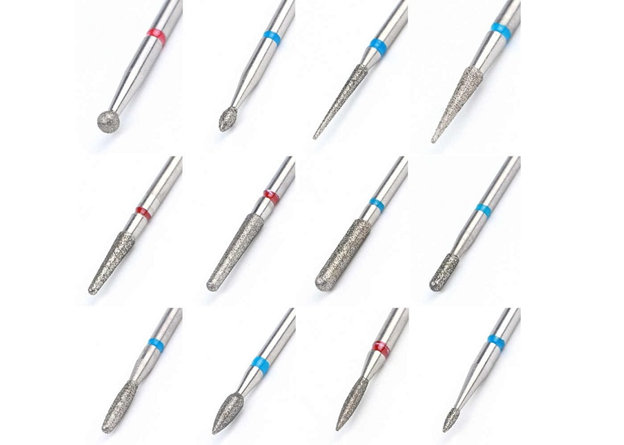 Маникюрный нож: виды и применение