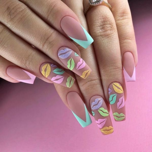 Летний нейл-арт 2023