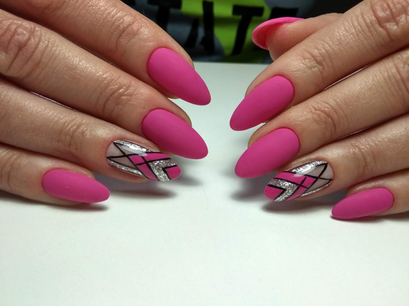 Самые популярные формы и дизайны ногтей в 2022 году