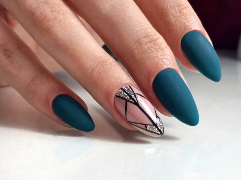 Самые популярные формы и дизайны ногтей в 2022 году