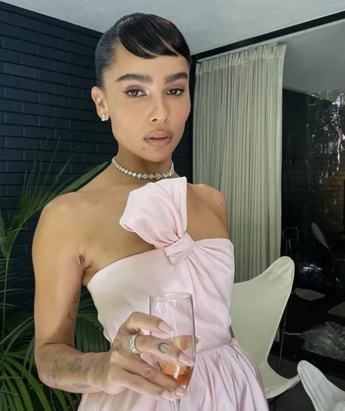 Маникюр в стиле Барби