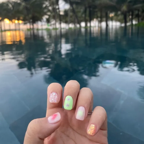 От Малевича до леопарда: 100 модных идей для маникюра