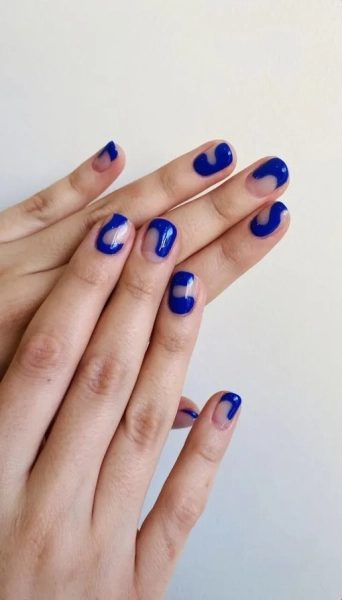 минималистичный нейл арт