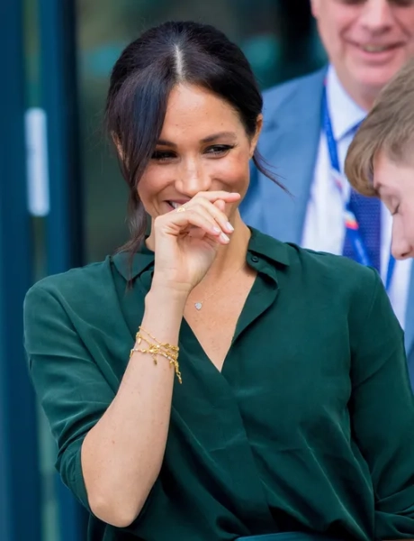 Маникюр Меган Маркл